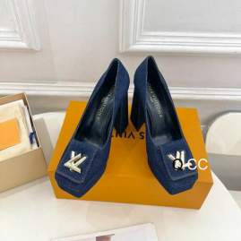 Picture of Louis Vuitton Shoes _SKULVsz35-40912489.5CMXC0121
